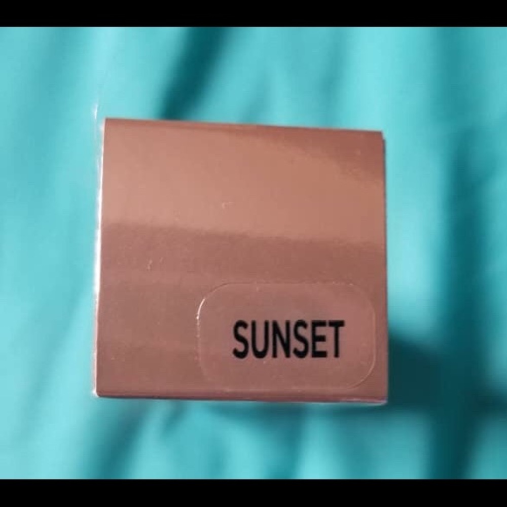 ✨SOLD✨ COVER FX Custom Enhancer Drops. Sunset - Picture 4 of 4